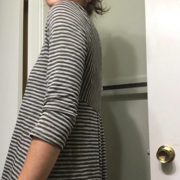 W5 Drapey Striped Top - Picture 3 of 5